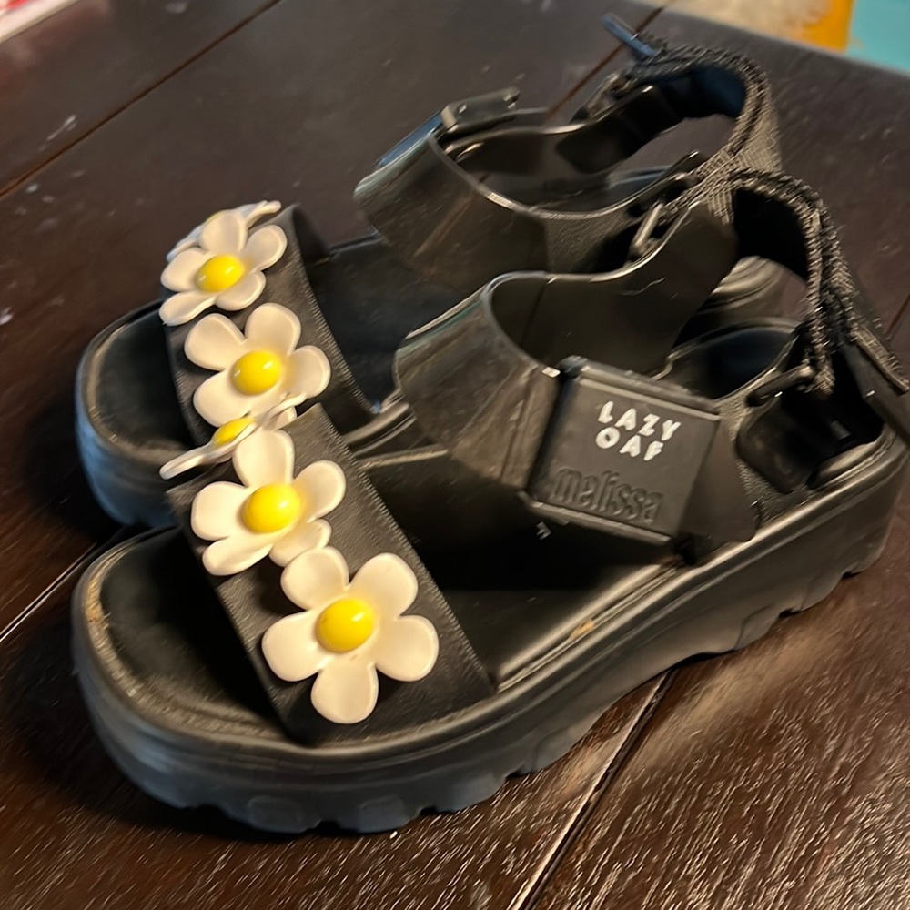 Lazy oaf platforms